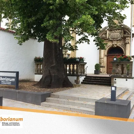 Πανδοχείο Bildungs- Und Tagungshaus Liborianum Πάντερμπορν