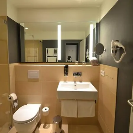 Bildungs- Und Tagungshaus Liborianum Πάντερμπορν